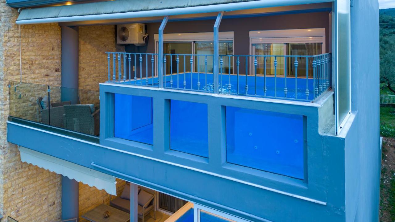 Grand Suites With Private Pools Kalamáta Kültér fotó