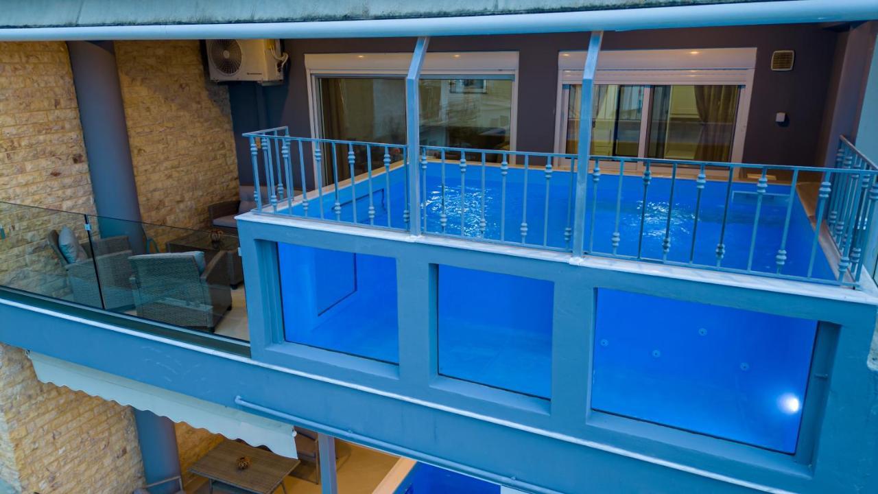 Grand Suites With Private Pools Kalamáta Kültér fotó